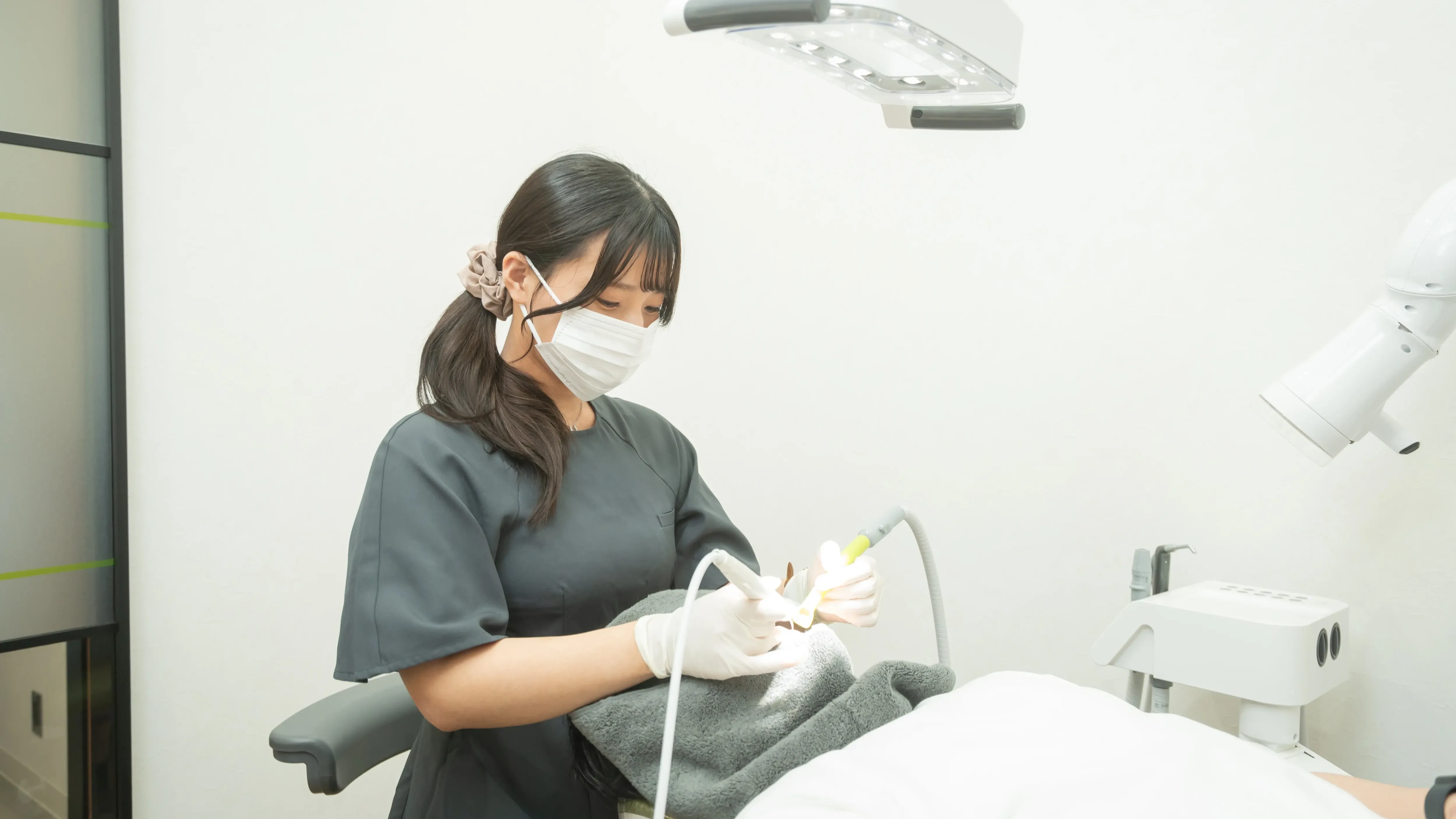 予防歯科とは、虫歯や歯周病などの病気を未然に防ぎ、健康な歯を維持するための診療です。